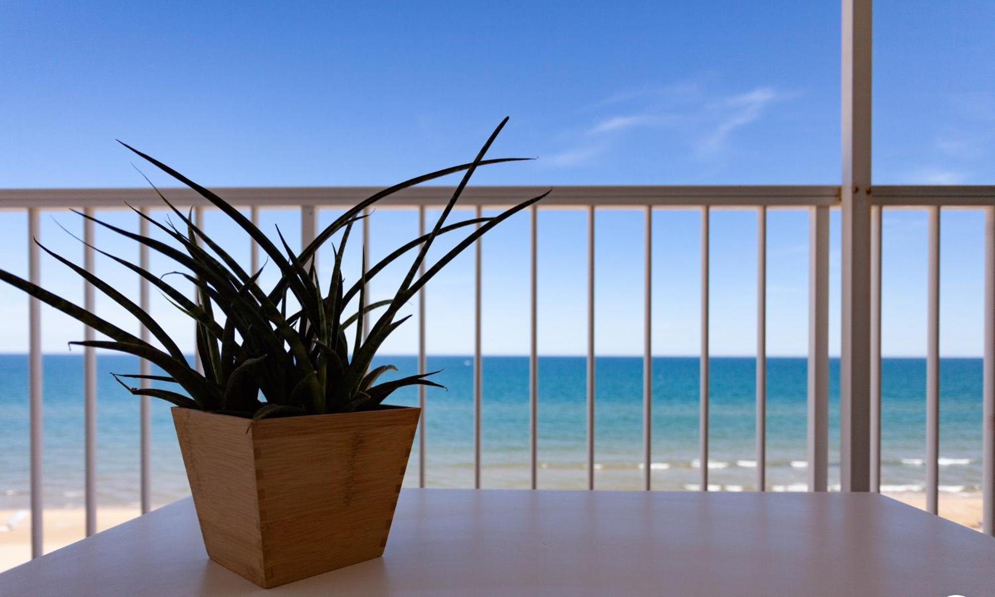 Apartamento Primera Linea De Playa Bellreguard Luaran gambar