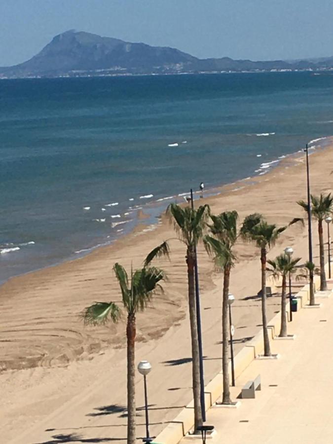 Apartamento Primera Linea De Playa Bellreguard Luaran gambar