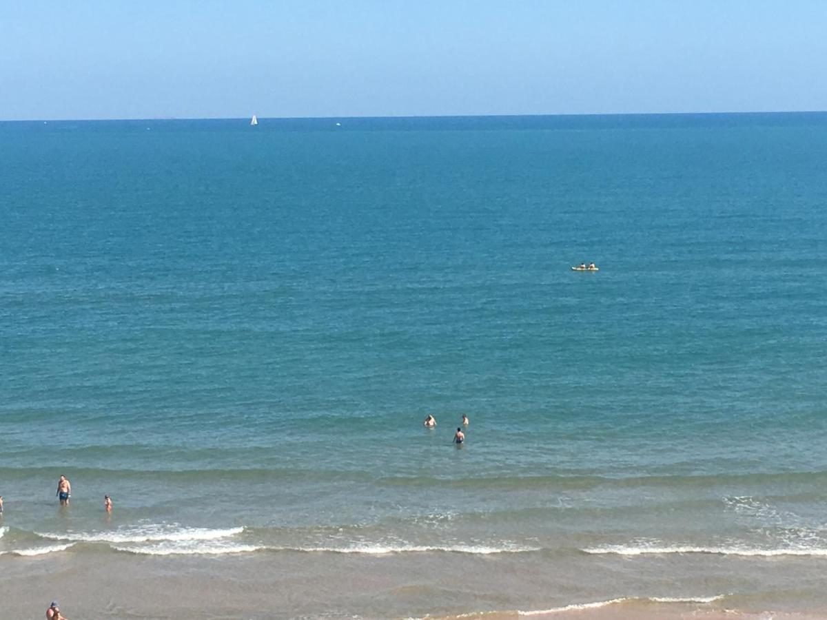 Apartamento Primera Linea De Playa Bellreguard Luaran gambar